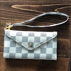 iPhone Wristlet Case